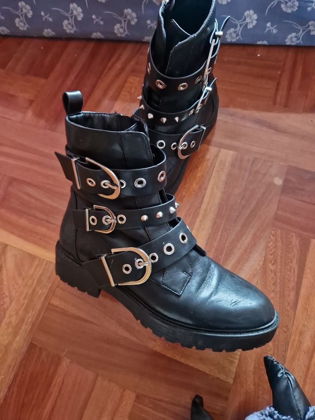 botines negros 1 vez usados  .algo negociable 