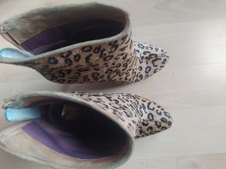 Botines tacón leopardo 