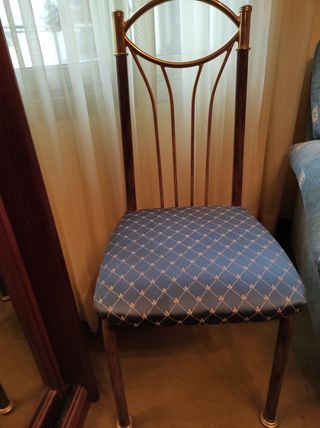 Conjunto mesa y sillas🔥