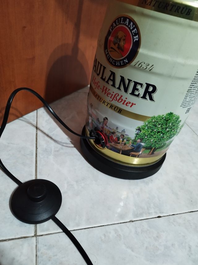 Lampada da terra - Barile 5 Lt di birra Paulaner