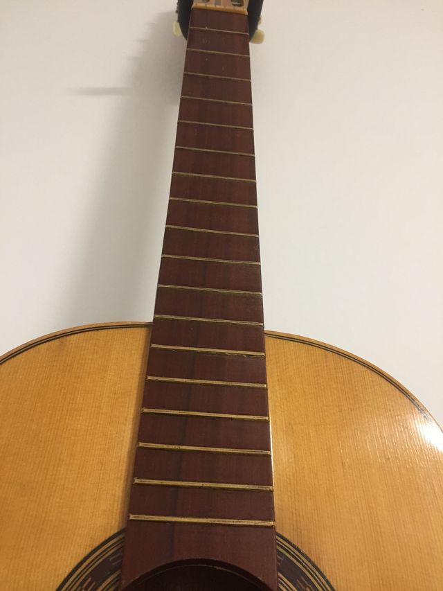 Guitarra artesana Roca de 1960-1970