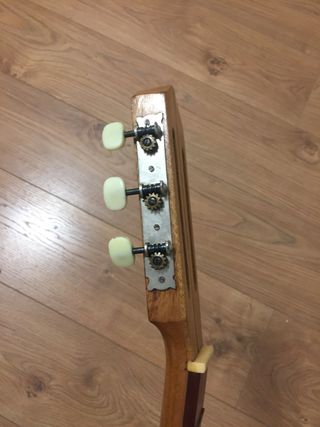 Guitarra artesana Roca de 1960-1970