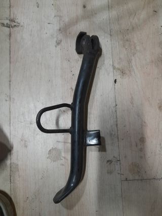 Caballete lateral Yamaha Cygnus 125 2008