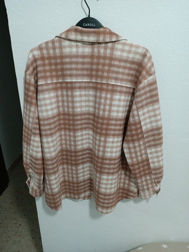 Sobrecamisa de cuadros de Zara