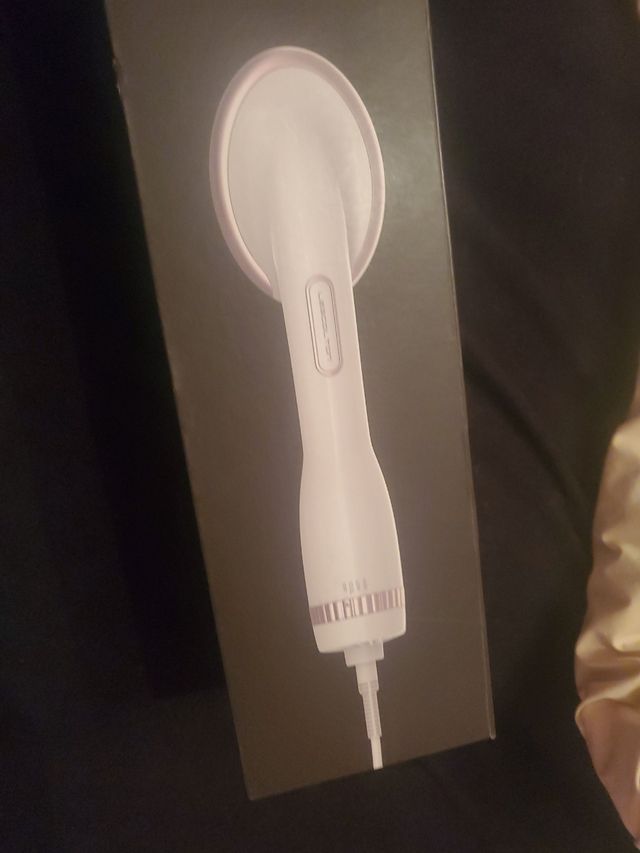 cepillo secador de pelo.  como nuevo