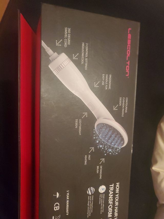 cepillo secador de pelo.  como nuevo