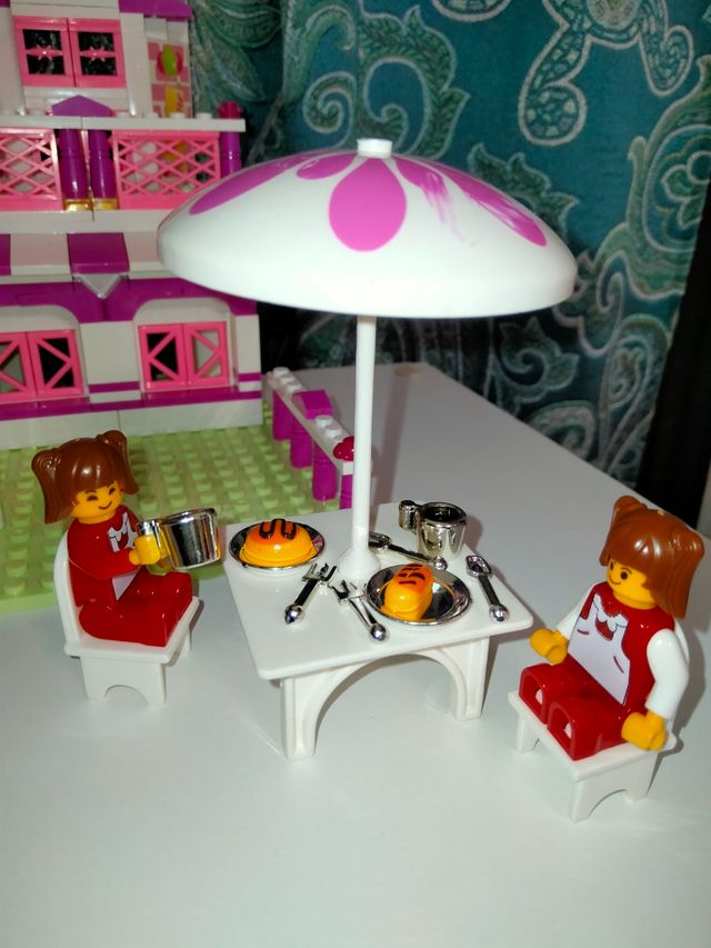 Restaurante con furgon food truck lego compatible