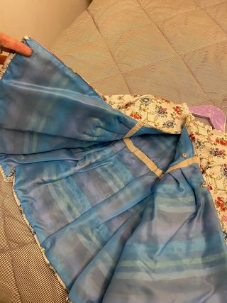 Volcada traje fallera para mellizas