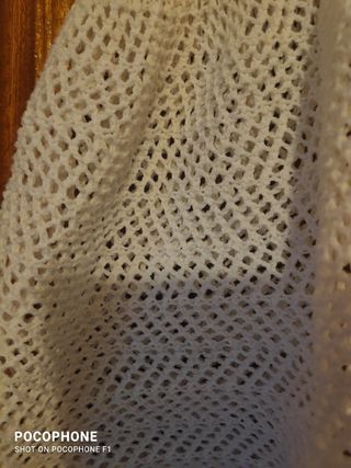 Top d punto calado o camisetilla con tirantes.Usad