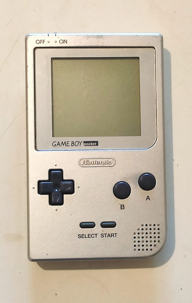 Nintendo Game Boy pocket