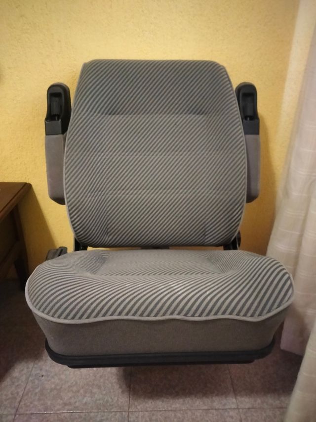 sillo Volkswagen multivan t4 1996.