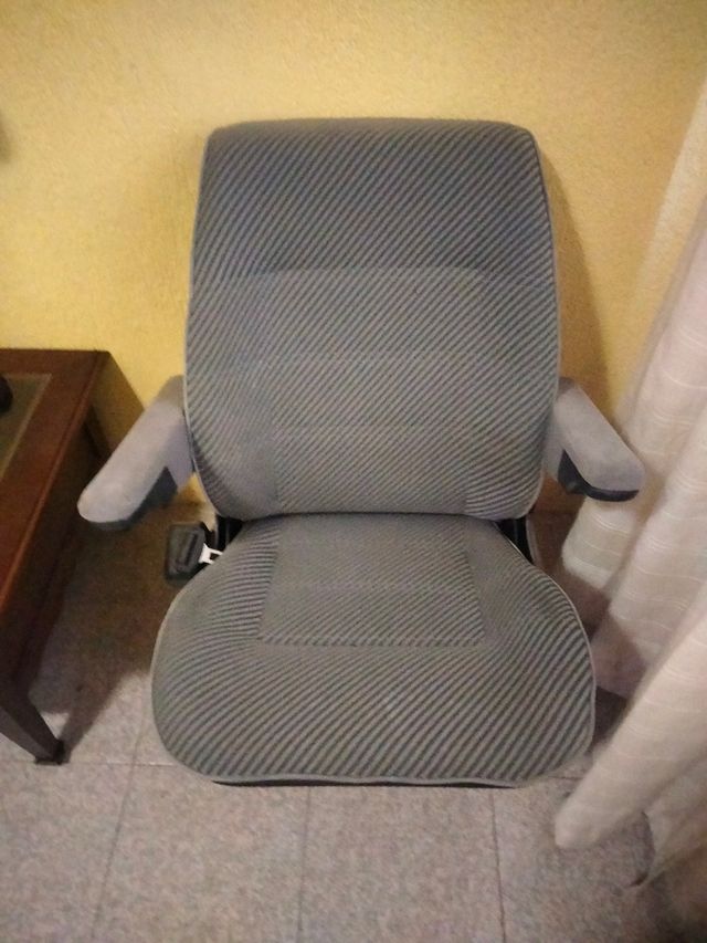 sillo Volkswagen multivan t4 1996.