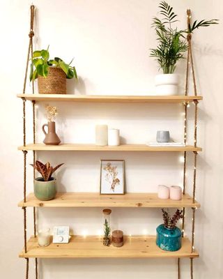 Estantería de cuerda de yute