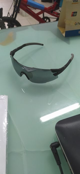 occhiali da ciclista, Gist
