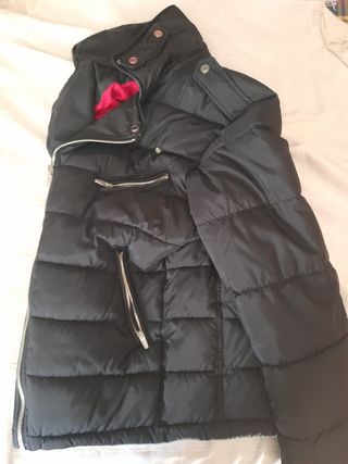 Abrigo Zara-hombre. Acolchado, Negro. talla S.