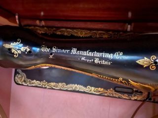 Máquina de coser Singer Antigua