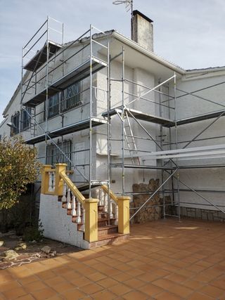 Alquiler de andamios con todo incluido