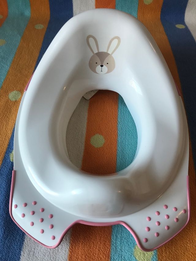 Reductor WC y Orinal para una niña