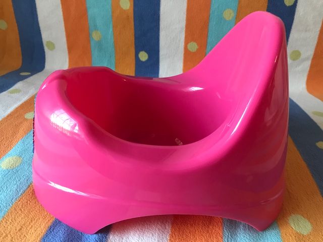 Reductor WC y Orinal para una niña