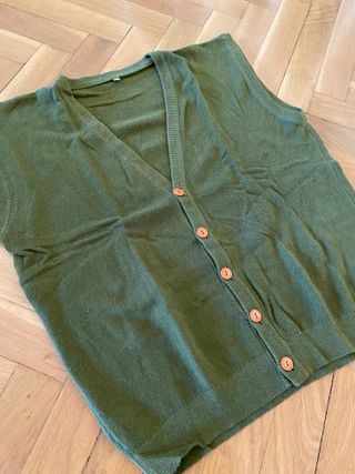 CHALECO DE PUNTO VERDE