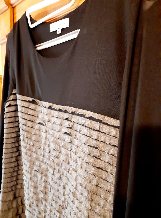 💥Vestido Paca García. Talla 44. Nuevo y original