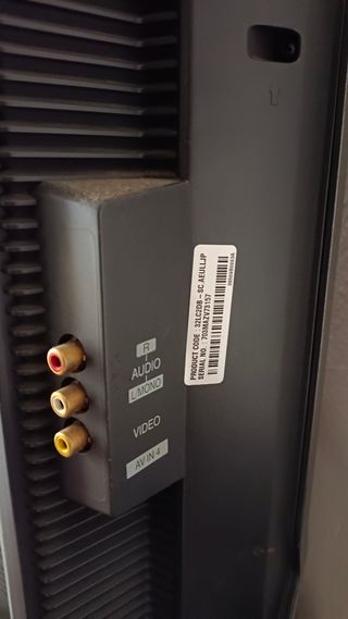 televisor LG lcd 32"