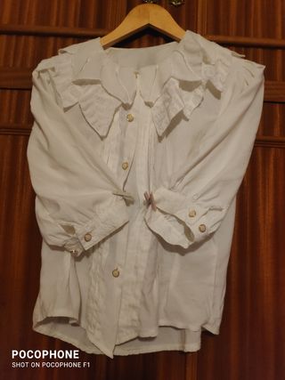 BLUSA,CAMISA T. 42 vale a  M y L. CUELLO PRECIOSOu