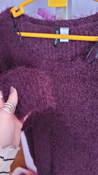 Jersey peludo H&M divided morado oscuro