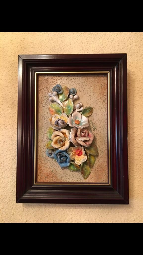 Cuadro con flores de cerámica de Manises