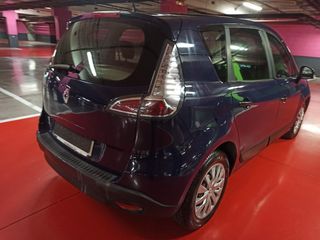 Renault Scenic 2012