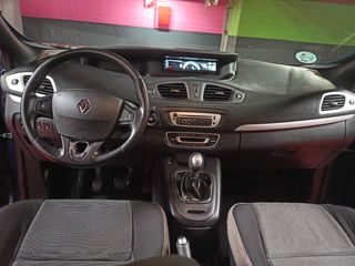 Renault Scenic 2012