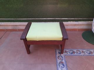 Banco de madera de Iroco