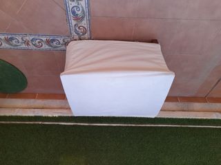 Banco de madera de Iroco