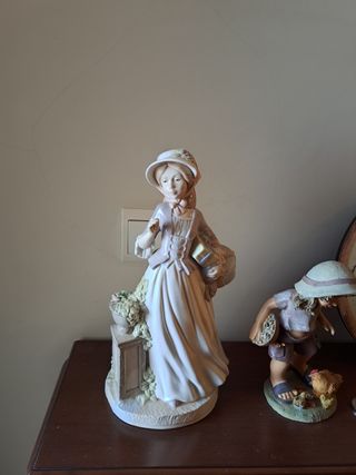 FIGURAS DE PORCELANA