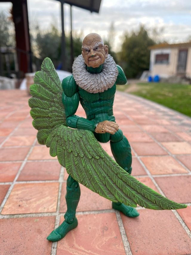 El Buitre Toy Biz 2005 Marvel Legends VULTURE de segunda mano por 15 EUR en Gavà en WALLAPOP