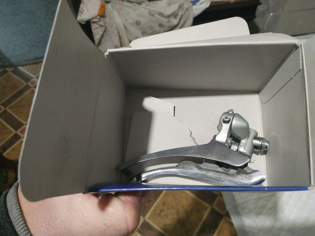 Deragliatore a catena Shimano 105 in scatola originale