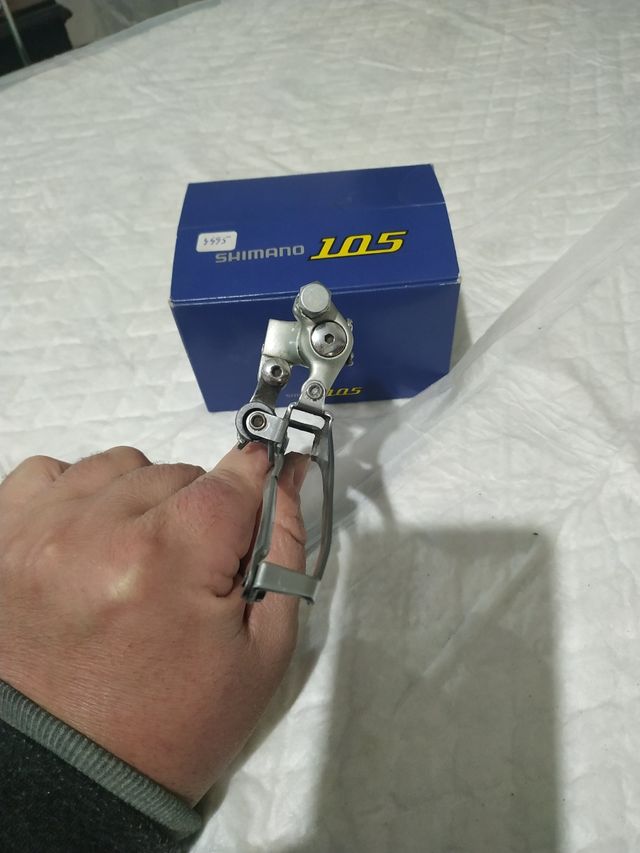 Deragliatore a catena Shimano 105 in scatola originale