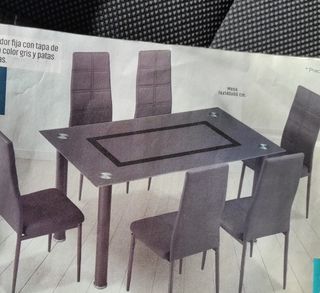 Mesa y juego de sillas