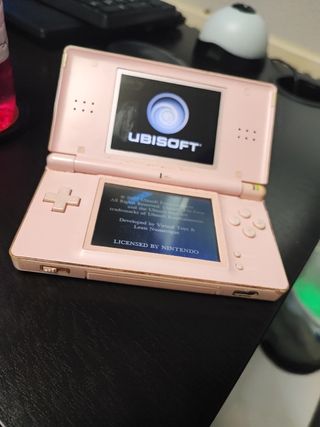 Nintendo DS lite