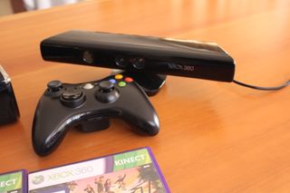 XBOX 360 KINECT