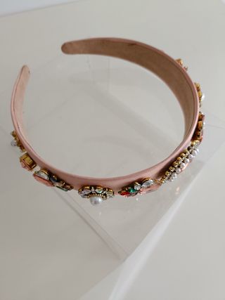 Diadema joya para fiesta.