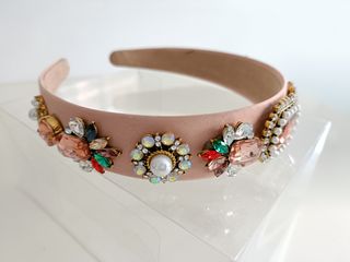 Diadema joya para fiesta.