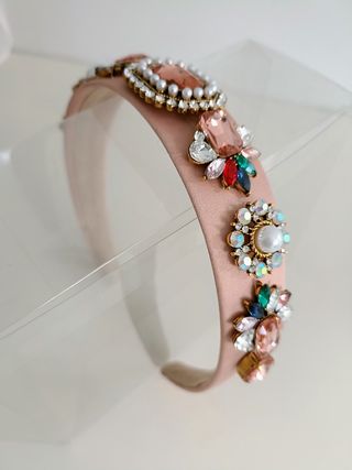 Diadema joya para fiesta.