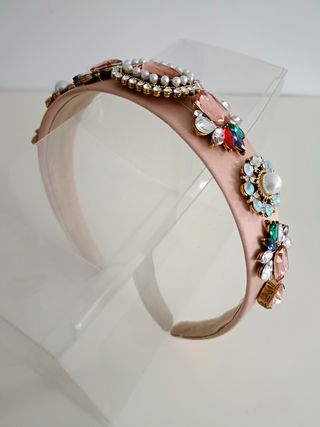 Diadema joya para fiesta.