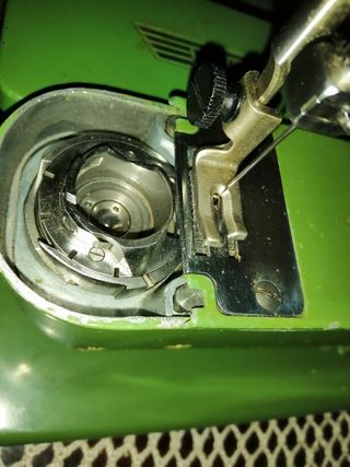 MAQUINA DE COSER ELNA 1942