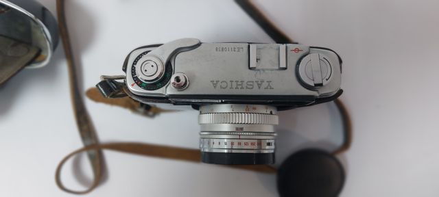 camara de fotos YASHICA EE, antigüa