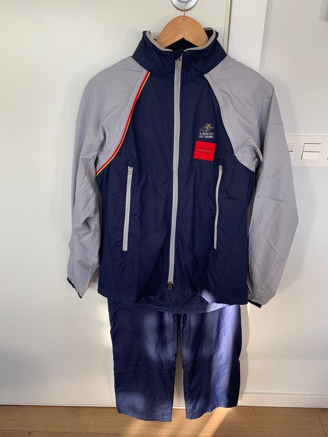 Chándal ejército de tierra de segunda mano por 25 EUR en Burgos en WALLAPOP Chándal ejército de tierra de segunda mano por 25 EUR en Burgos en WALLAPOP