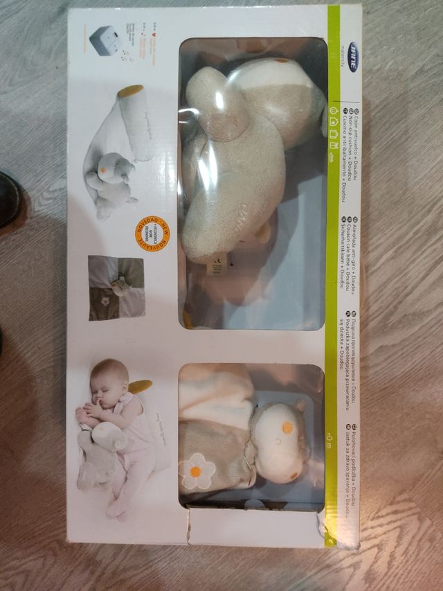 Cojin antivuelco + Doudou  Marca JANE 