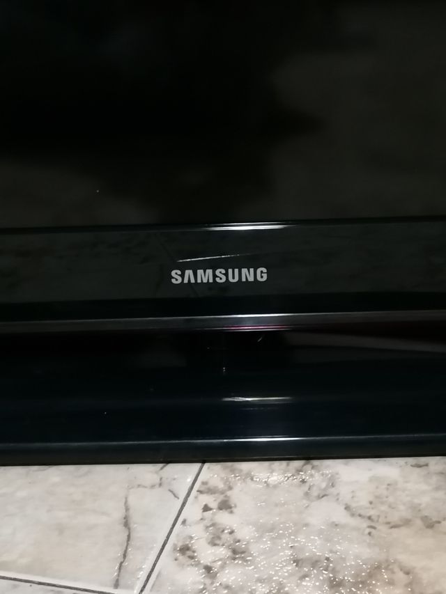 Televisor Samsung LE-32B530P7W ( 32" ) FULL HD