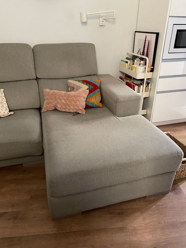 Sofá Chaise longue de Kenay Home de segunda mano por 450 EUR en Madrid